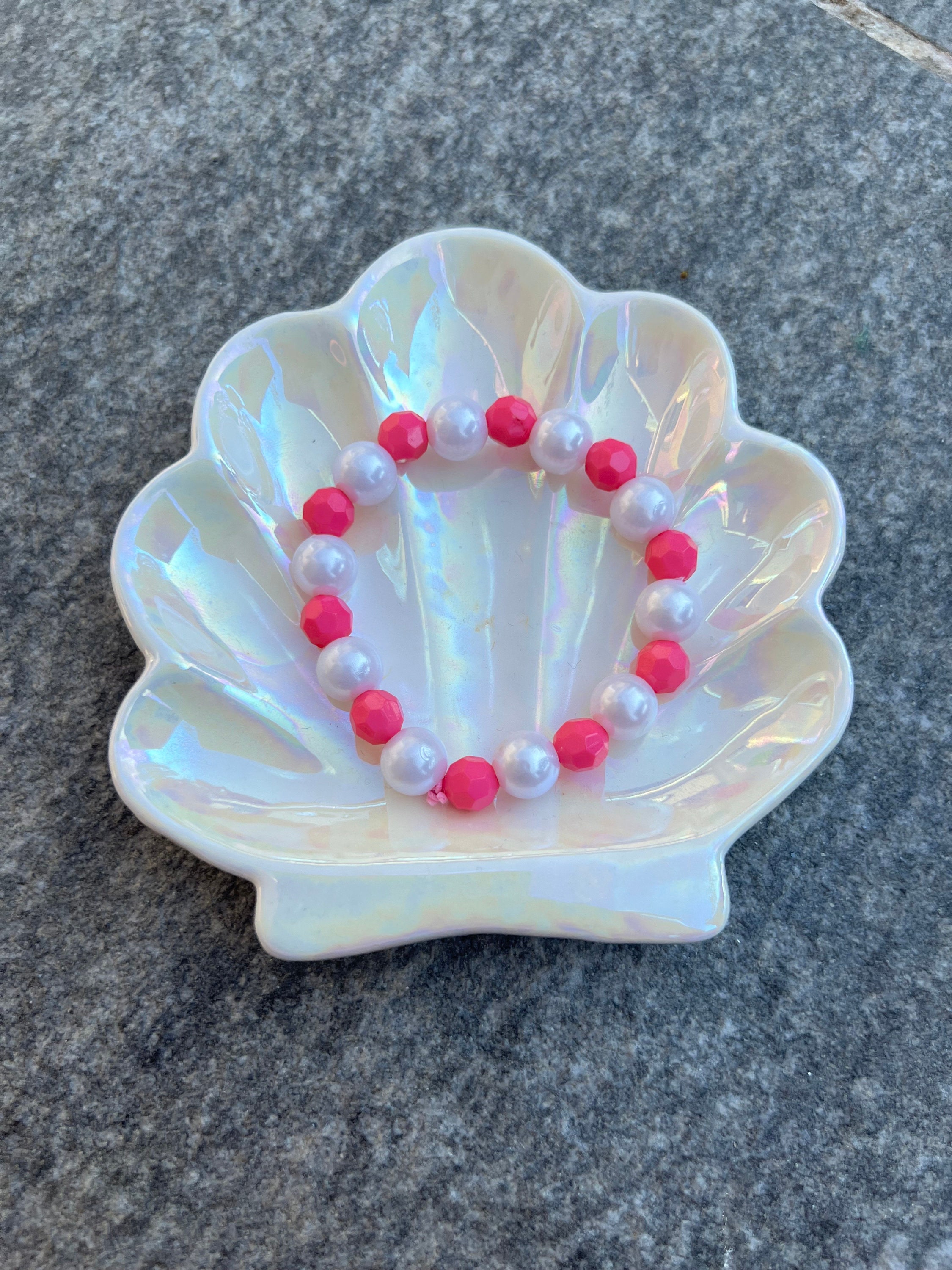 pink pearl beaded bracelet